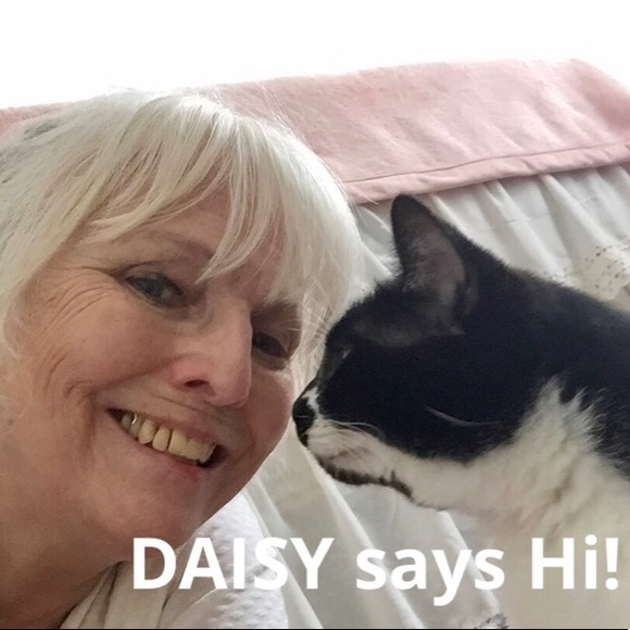 Welcome to my Closet❣️ - Picture 5 of 5